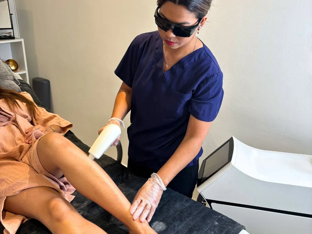 Epilation laser des jambes avec machine laser diode